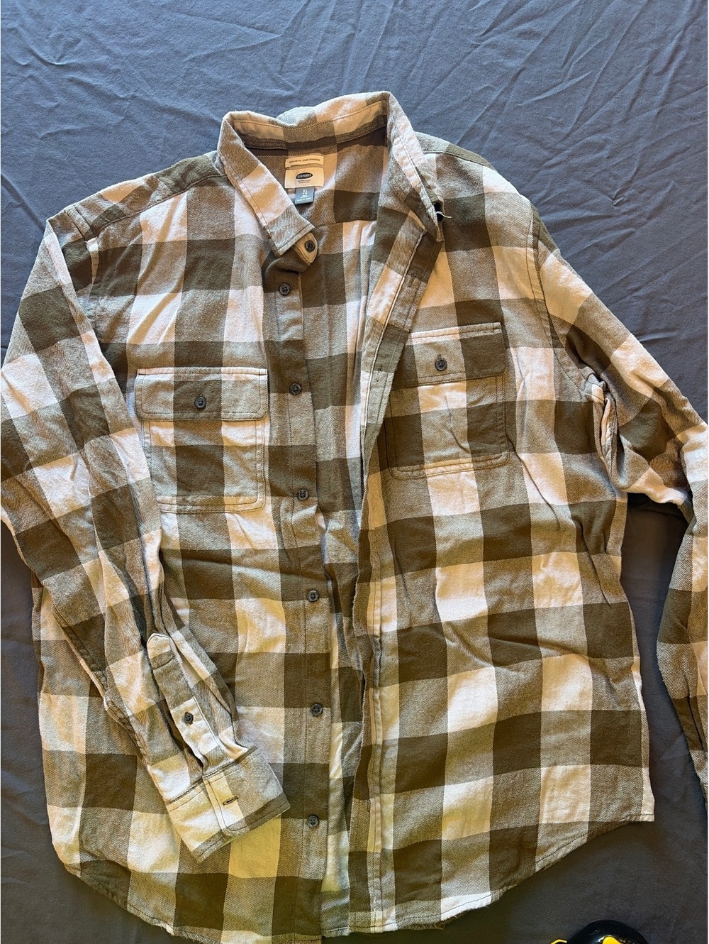 **Old Navy Green & Cream Buffalo Check Flannel Shirt \| Men’s XL \ 💚🤍
